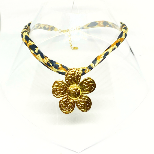 Collier IRIS gold